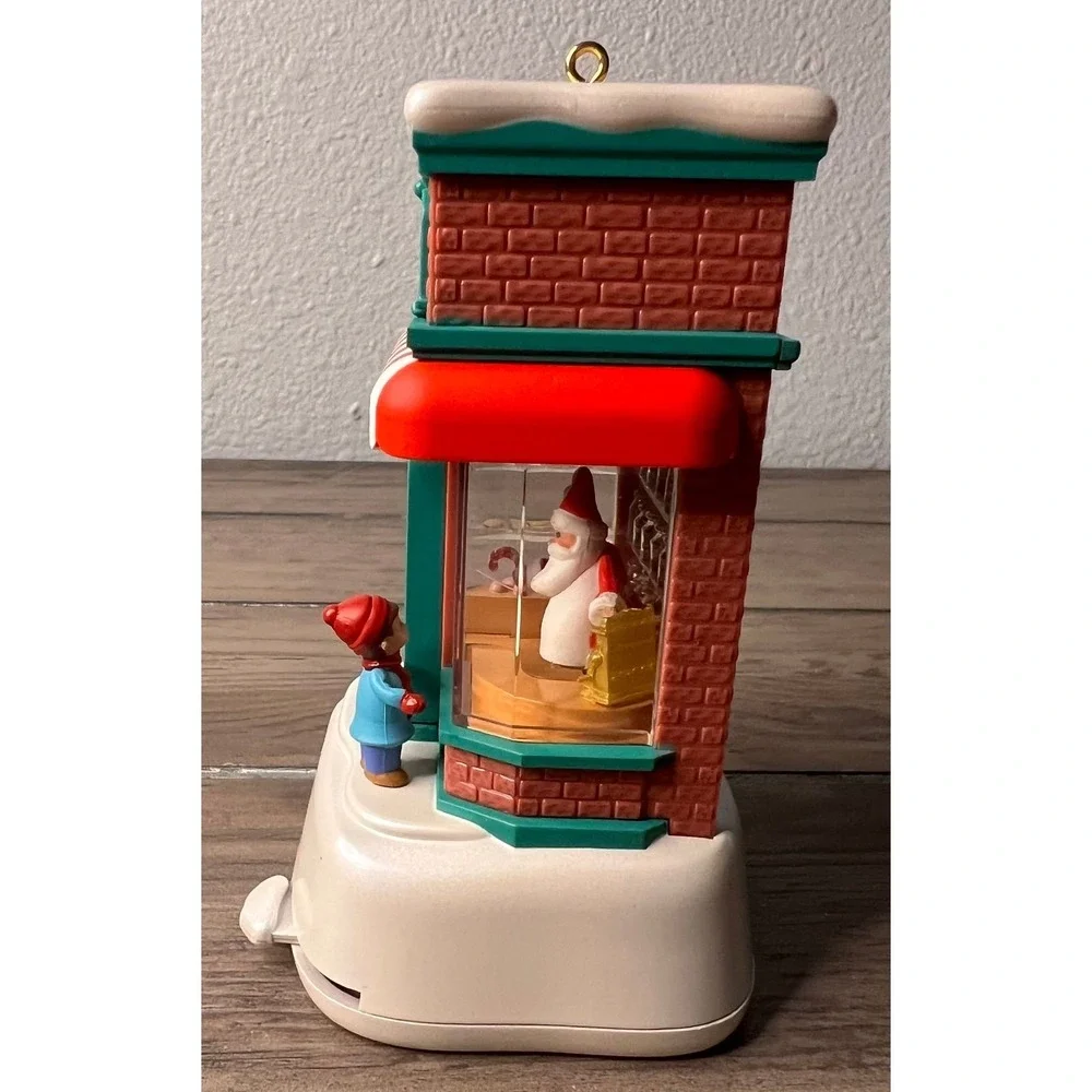 Hallmark NEW 2011 Kringle's Confections Christmas Ornament Kringleville series 2